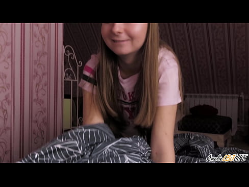 ❤️ Blondie tana tsotsar BFF's dinta sosai kuma ta sami Cum A Bakinta ❌ bidiyon tsutsa ❌